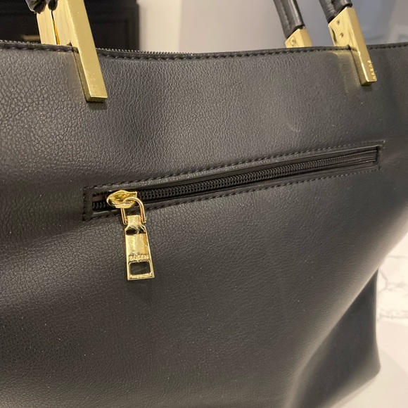 Susen | Handbag purse I Black with gold details | Bonus change purse | New - Picture 8 of 12